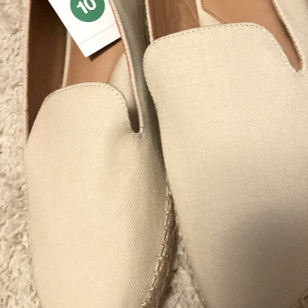 Size 10 Women's Riley Loafers - Universal Thread - Picture 10 of 13